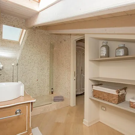 Apartment Casa Babilla *